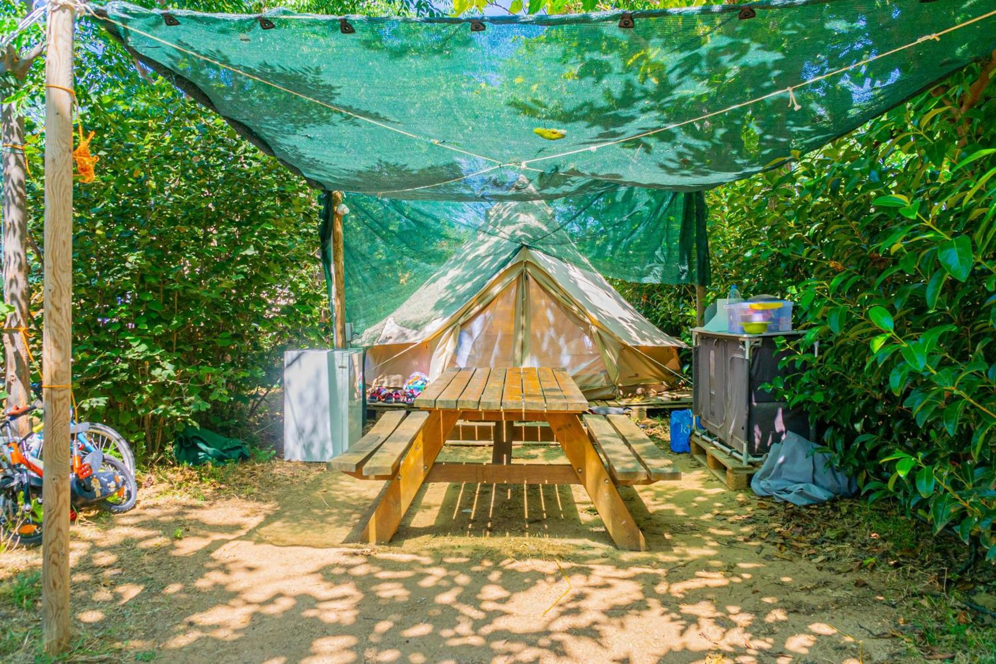 Ecologic Vinyols Camp Hotel Vinyols i Els Arcs Luaran gambar