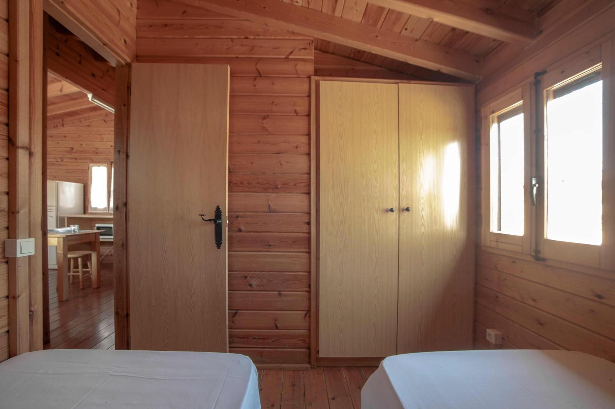 Ecologic Vinyols Camp Hotel Vinyols i Els Arcs Luaran gambar